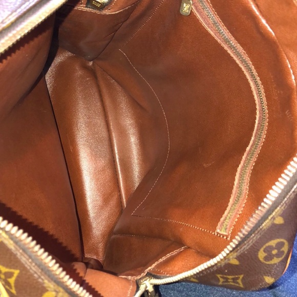 LOUIS VUITTON Danube GM Monogram Crossbody Messenger Shoulder Bag Lock/Key - Picture 7 of 17